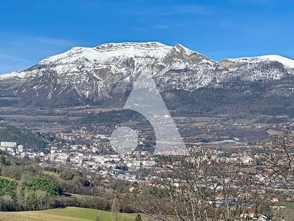 Terrain 761 m2