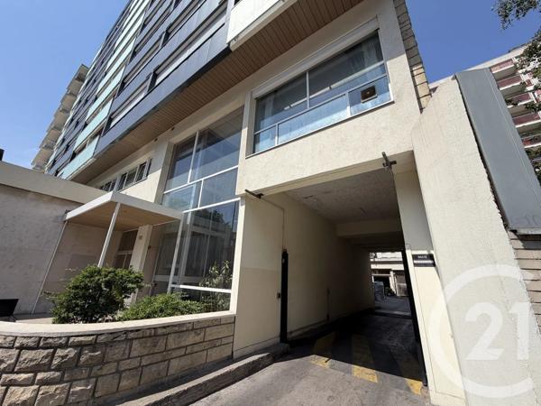 Parking à vendre  11,10 m 2   VANVES  - 92