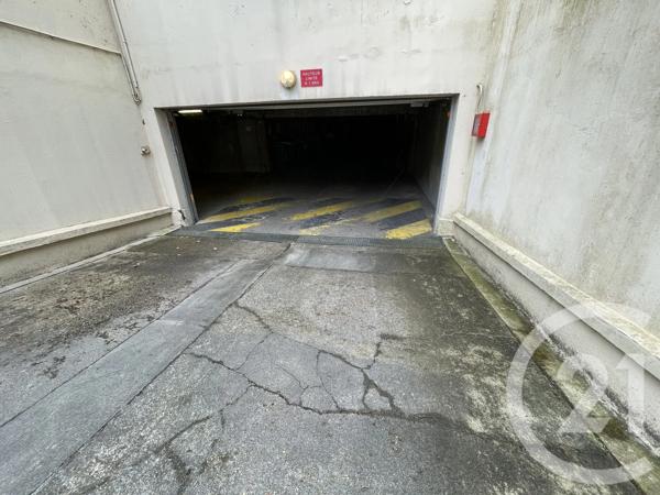 Parking à vendre  11,10 m 2   VANVES  - 92