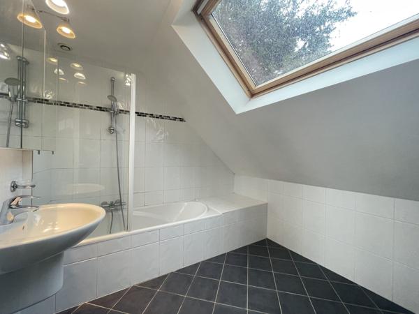 A LOUER MAISON 4 CHAMBRES 136m² SAINT AVE