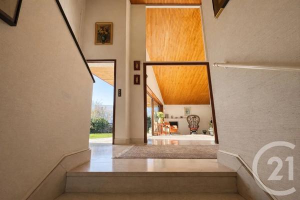 Maison à vendre  6 pièces - 149,87 m 2   ST MAUR DES FOSSES  - 94