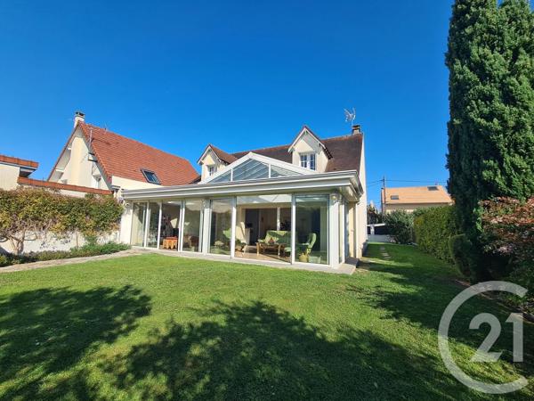 Maison à vendre  6 pièces - 149,87 m 2   ST MAUR DES FOSSES  - 94