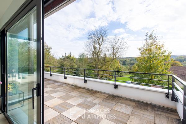 Maison d’architecte : Haute Performance Environnementale avec vaste jardin et vue dégagée