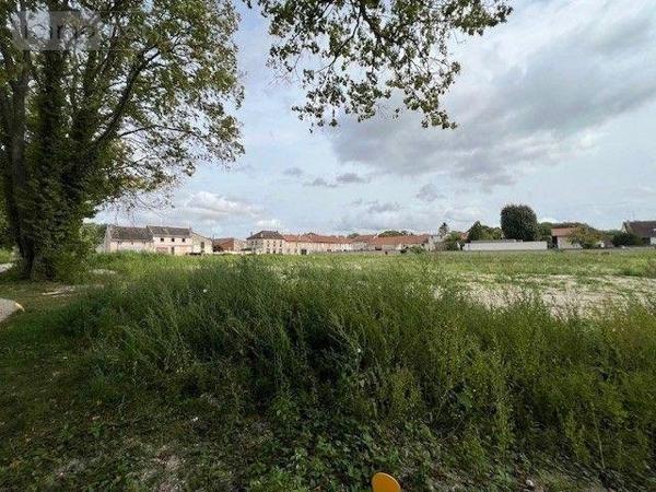 Terrain à Batir à vendre à Saint-Léonard dans la Marne (51500), ref : 51095/178