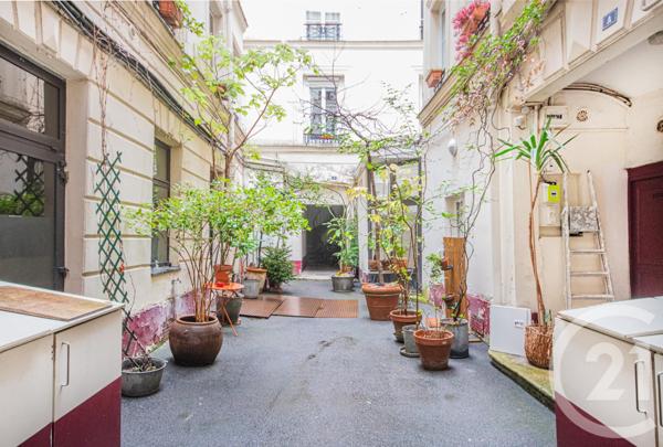 Appartement F2 à vendre  2 pièces - 47,56 m2 PARIS - 75010