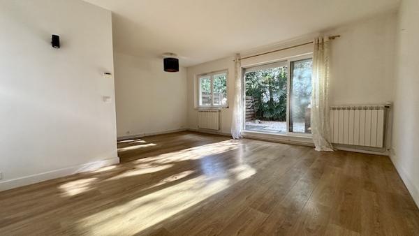 Appartement
         3 pièces
        - 66 m² 341 000 € *