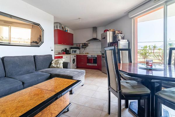 La Seyne Sur Mer Châteaubanne appartement T2 de 45 m² avec parking