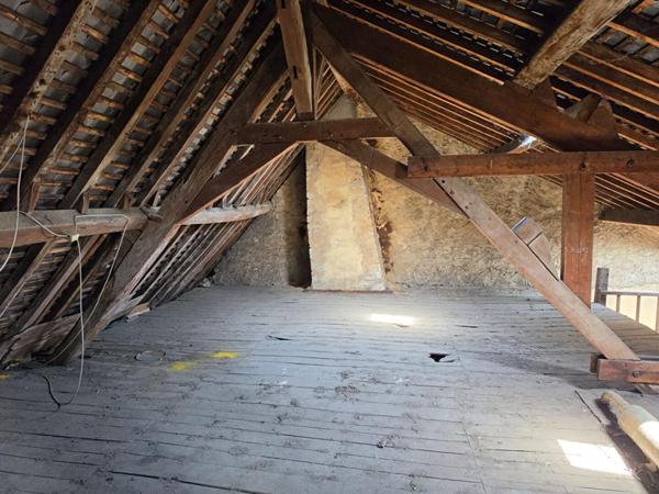 IMMEUBLE DE RAPPORT À FORT POTENTIEL - hypercentre de NOGENT-LE-ROTROU
