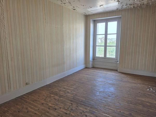 IMMEUBLE DE RAPPORT À FORT POTENTIEL - hypercentre de NOGENT-LE-ROTROU
