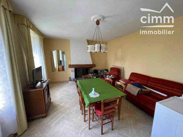 Ensemble immobilier de caractère avec 325 m² exploitables sur un terrain de 1 000 m².