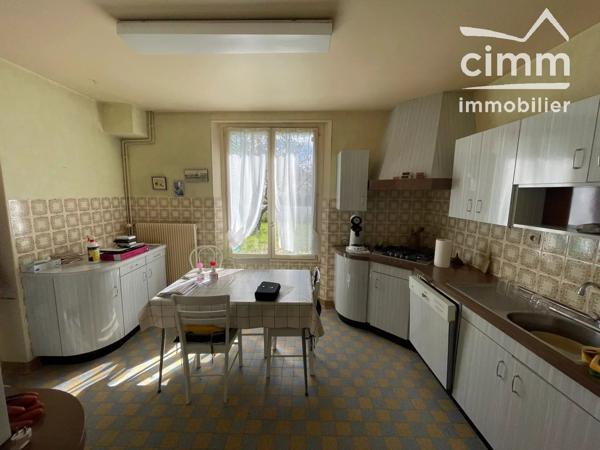 Ensemble immobilier de caractère avec 325 m² exploitables sur un terrain de 1 000 m².