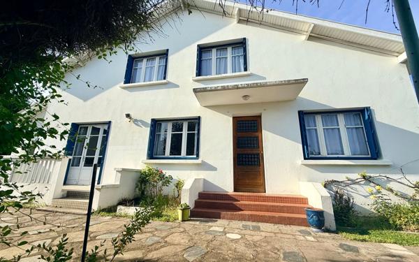 Maison à vendre    5 pièces •  Tarbes