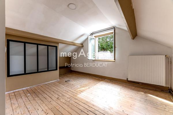 Maison à VERNOUILLET, 78540 - 5 pièces 130m²