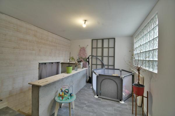 Maison à vendre    3 pièces • 79 m2 Romans-sur-Isère