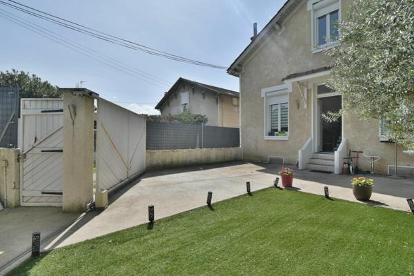 Maison à vendre    3 pièces • 79 m2 Romans-sur-Isère