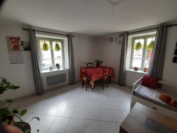 Agréable appartement de 4 pièces proche Vesoul