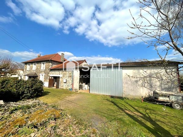 Jolie maison ancienne avec garage, cadre de rêve!