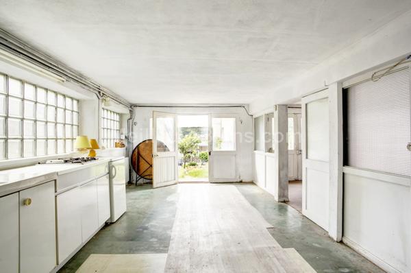 Sèvres BRANCAS Maison 1930 avec vue, beau terrain et potentiel.