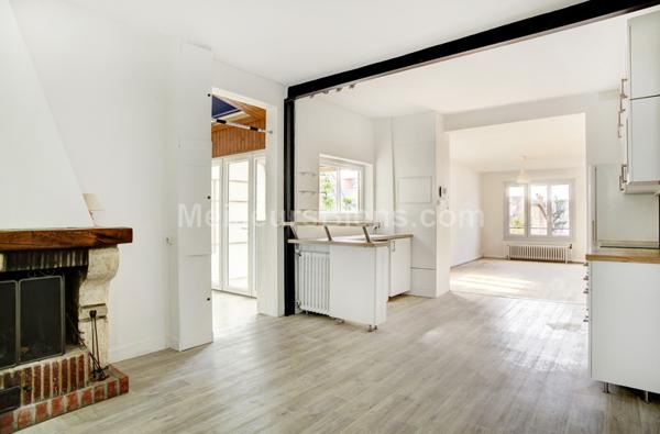 Sèvres BRANCAS Maison 1930 avec vue, beau terrain et potentiel.