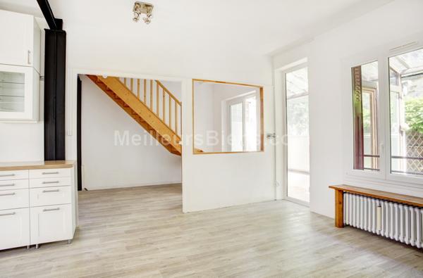 Sèvres BRANCAS Maison 1930 avec vue, beau terrain et potentiel.