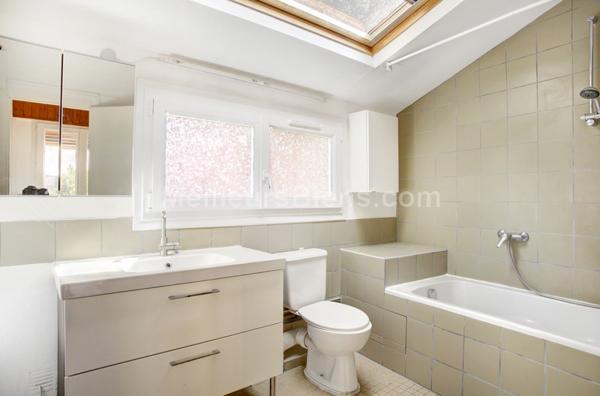 Sèvres BRANCAS Maison 1930 avec vue, beau terrain et potentiel.