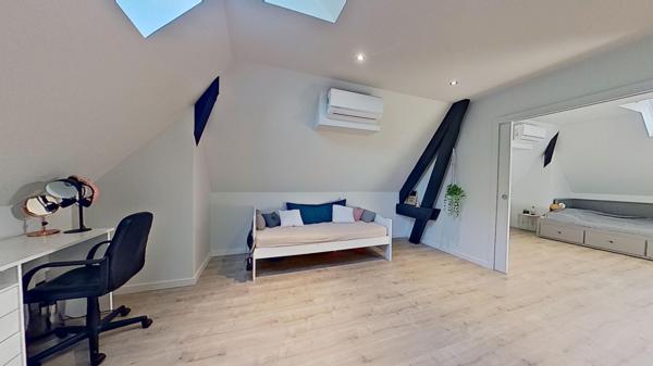 Maison individuelle de 300m² à Montmerle-sur-Saône (01090)