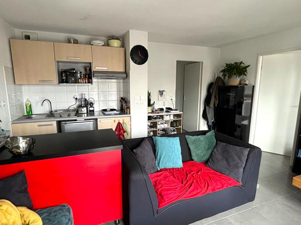 Appartement lumineux quartier DURANTIERE Nantes 2 pièces.