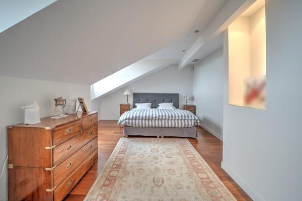 "Ferme rénovée 208 m² – Vue exceptionnelle Genève & Alpes – 5 chambres
