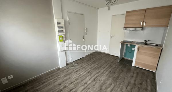 Location Studio 13.93 m² - Reims 51100