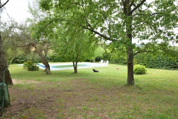 Vente / Maison et grand terrain