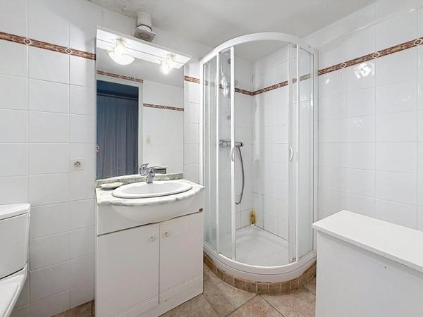 Vente / Maison et grand terrain