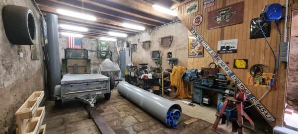 Grange-garage de Caractère aux Martres-de-Veyre