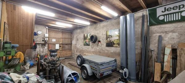 Grange-garage de Caractère aux Martres-de-Veyre