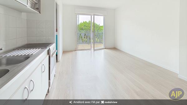 Appartement à louer Les Sables D Olonne : 2 pièces, 39m² avec 1 chambre(s) à 685€ - AJP Immobilier La Roche-sur-Yon