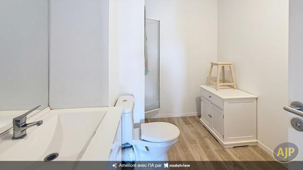 Appartement à louer Les Sables D Olonne : 2 pièces, 39m² avec 1 chambre(s) à 685€ - AJP Immobilier La Roche-sur-Yon