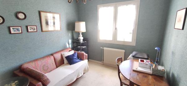 Maison à vendre à Bourges dans le Cher (18000), ref : 142581M