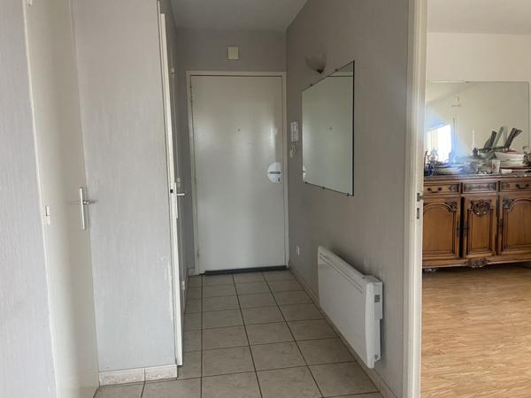 Bonson (42160) APPARTEMENT T4 1ER ÉTAGE AVEC ASCENSEUR