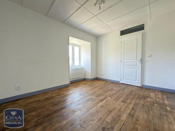 Maison à louer 4 pièces 85.66m² Condat-sur-Ganaveix (19140)