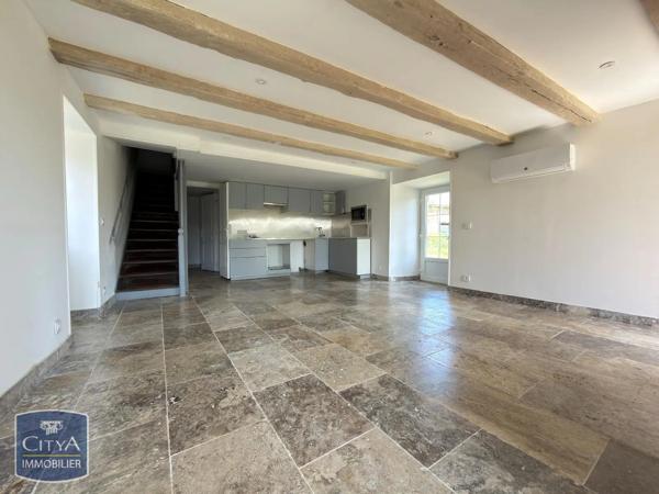 Maison à louer 4 pièces 85.66m² Condat-sur-Ganaveix (19140)