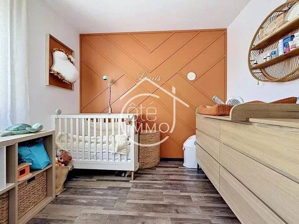 Lamothe-Montravel : Maison contemporaine de plain-pied