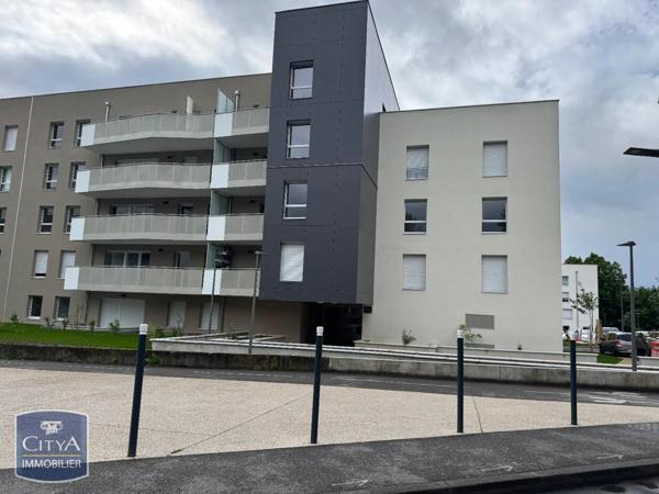 Appartement à louer 3 pièces 68.82m² Ferney-Voltaire (01210)