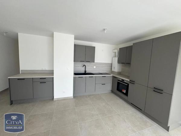 Appartement à louer 3 pièces 68.82m² Ferney-Voltaire (01210)