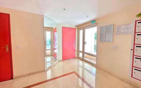 Appartement à vendre    3 pièces • 58,69 m2 Triel-sur-Seine