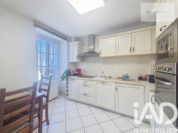 Maison à vendre 5 pièces 120 m² Le Coudray-Montceaux
