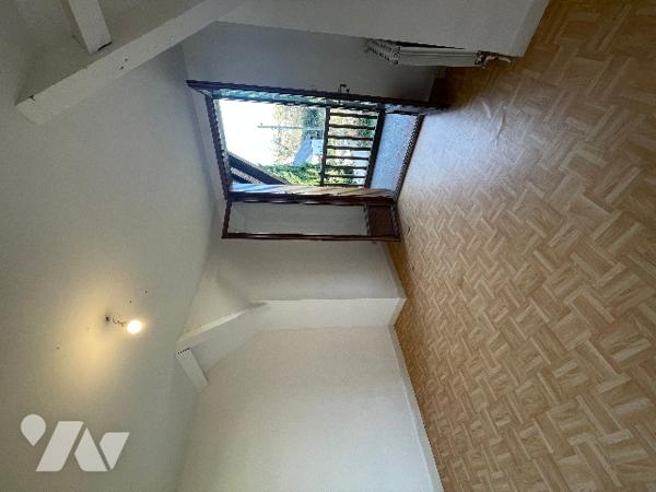 INGRE A SAISIR grande maison  de 135 m² entourée d'un jardin proche toutes commodités