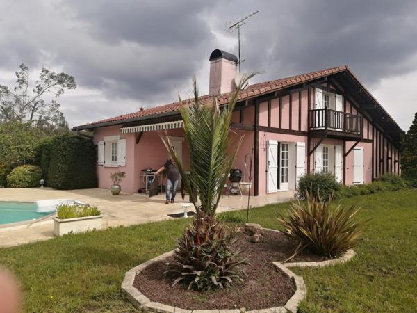 Belle Landaise traditionnelle et fonctionnelle.