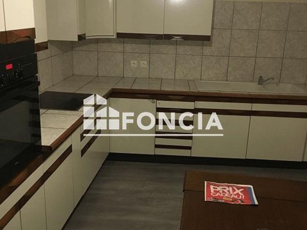 Location Appartement 5 pièces 129.86 m² - 28 AVENUE DU GENERAL DE GAULLE Rixheim 68170