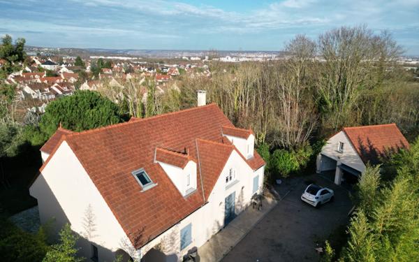 Maison à louer    6 pièces • 216,35 m2 Aigremont