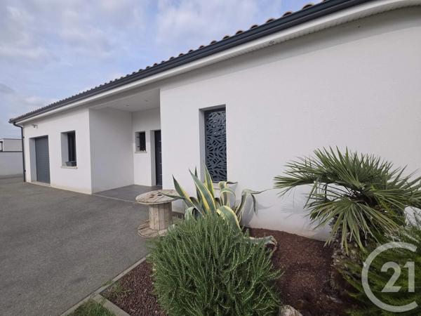 Maison à vendre  5 pièces - 149 m 2   CARBONNE  - 31