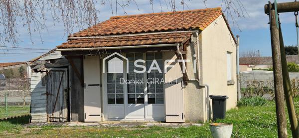 Maison T3 véranda et annexe, terrain de 1216 m²